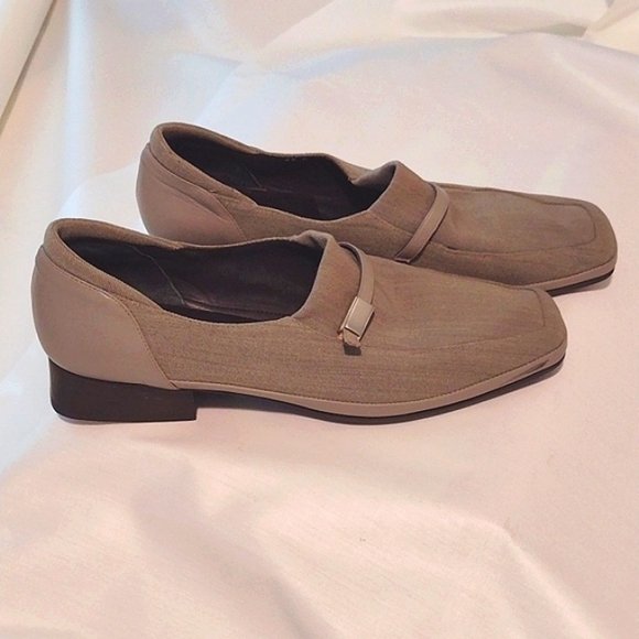 Rangoni loafer 9.5 EUC - Picture 2 of 5